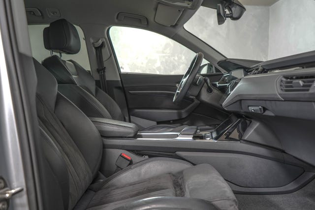 2020 AUDI E-TRON - 22