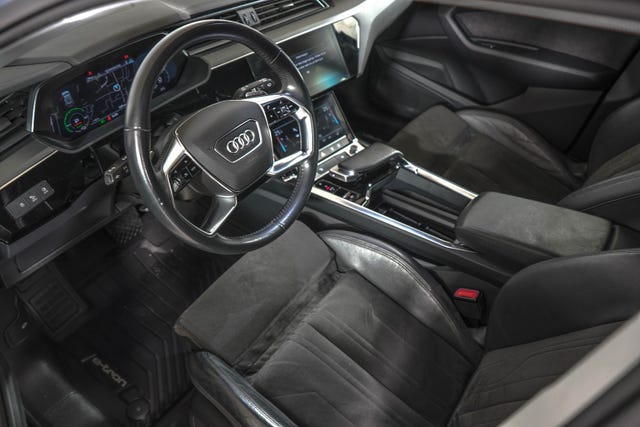 2020 AUDI E-TRON - 19