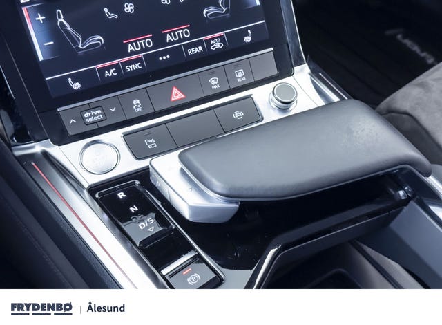 2020 AUDI E-TRON - 24