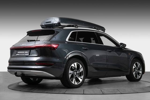 2020 AUDI E-TRON - 10