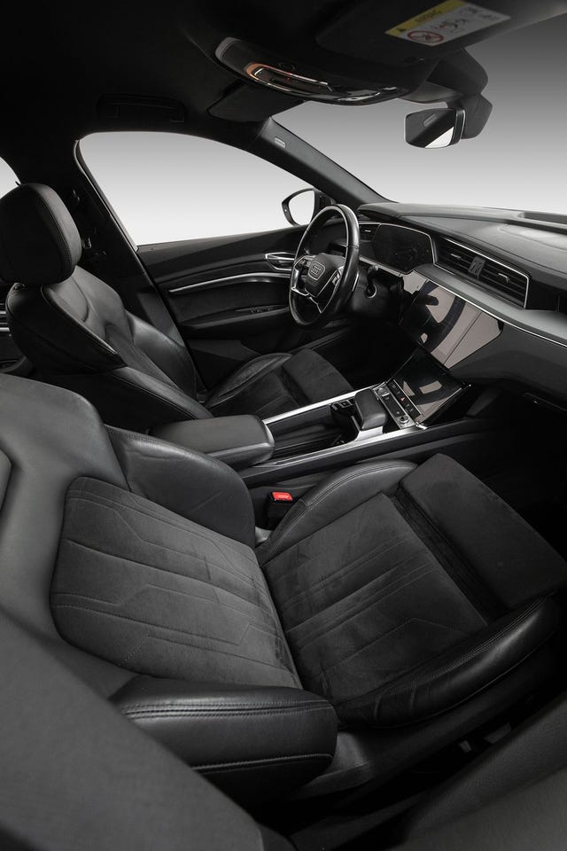 2020 AUDI E-TRON - 27