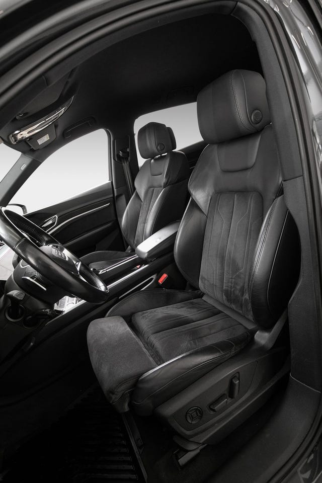 2020 AUDI E-TRON - 23