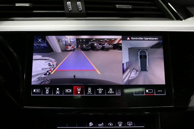 2020 AUDI E-TRON - 29