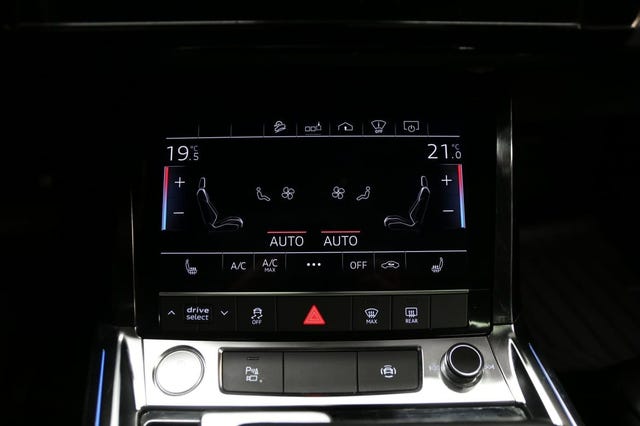 2020 AUDI E-TRON - 27