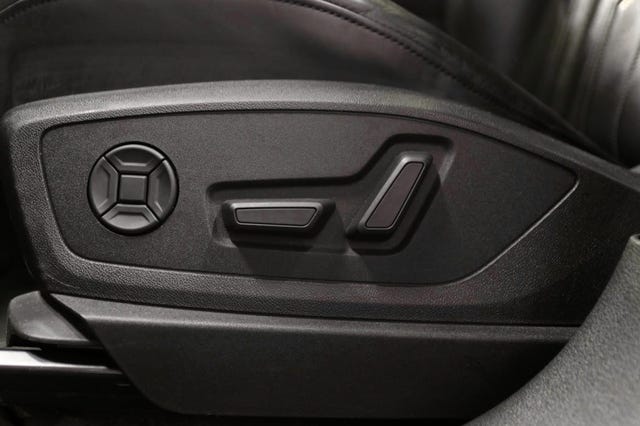 2020 AUDI E-TRON - 10