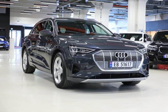 null 2020 AUDI E-TRON-1