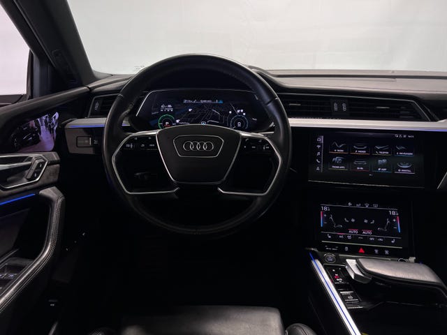 2020 AUDI E-TRON - 19