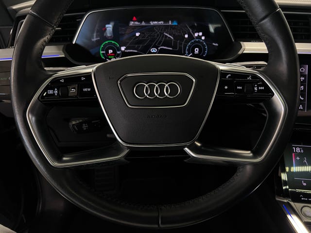2020 AUDI E-TRON - 23