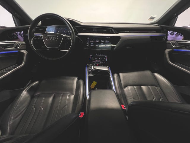 WAUZZZGE5LB005641 2020 AUDI E-TRON-4