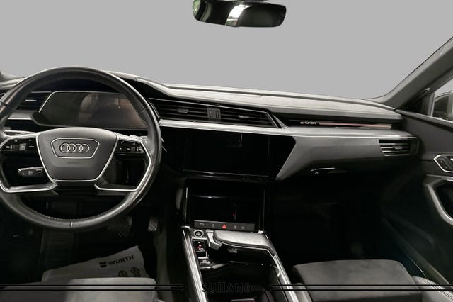 2021 AUDI E-TRON - 9