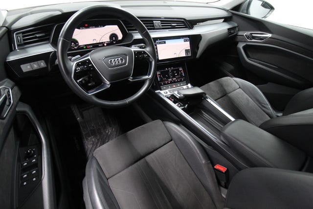 2021 AUDI E-TRON - 9