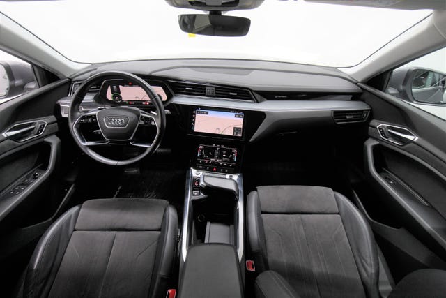 2021 AUDI E-TRON - 10