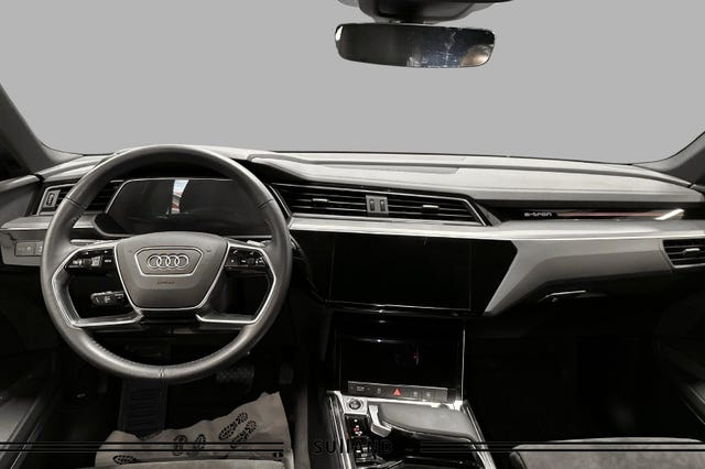 2021 AUDI E-TRON - 9