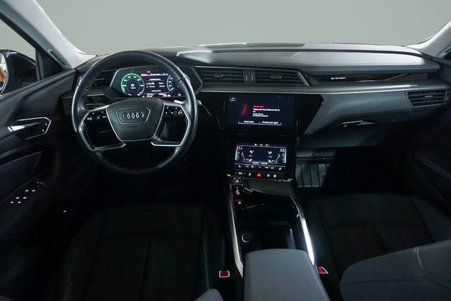 2021 AUDI E-TRON - 13