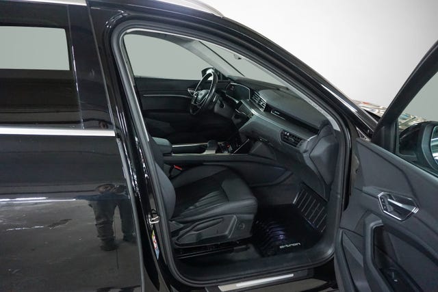 2021 AUDI E-TRON - 19