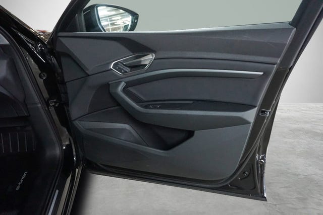 2021 AUDI E-TRON - 20