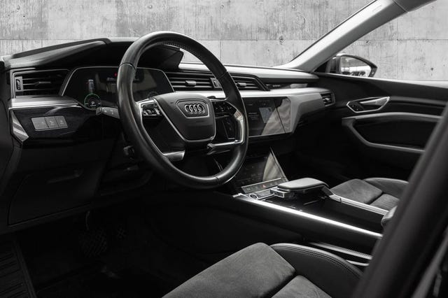 2021 AUDI E-TRON - 15
