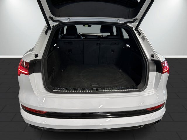2020 AUDI E-TRON - 9
