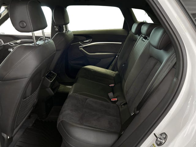 WAUZZZGE6LB021167 2020 AUDI E-TRON-5