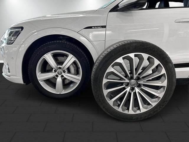 2020 AUDI E-TRON - 15