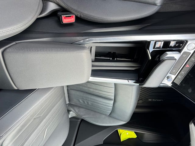 2020 AUDI E-TRON - 19