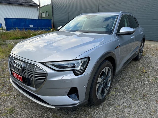 WAUZZZGE7LB019606 2020 AUDI E-TRON-0