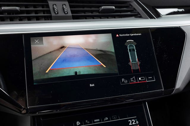 2021 AUDI E-TRON - 22