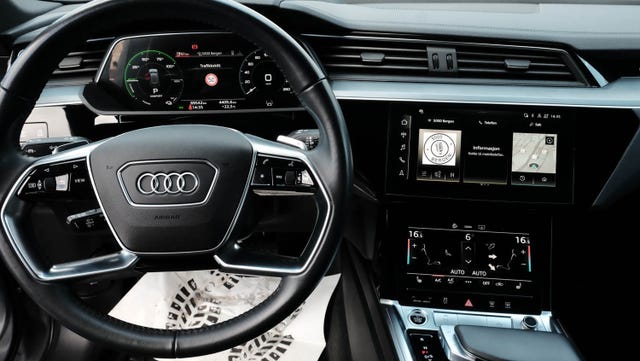 2021 AUDI E-TRON - 15