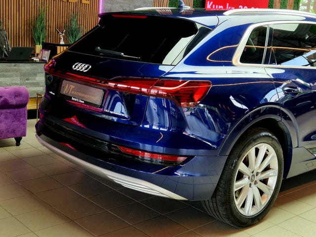 2020 AUDI E-TRON - 16