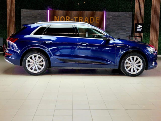 2020 AUDI E-TRON - 19