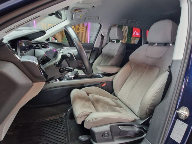 2020 AUDI E-TRON - 25