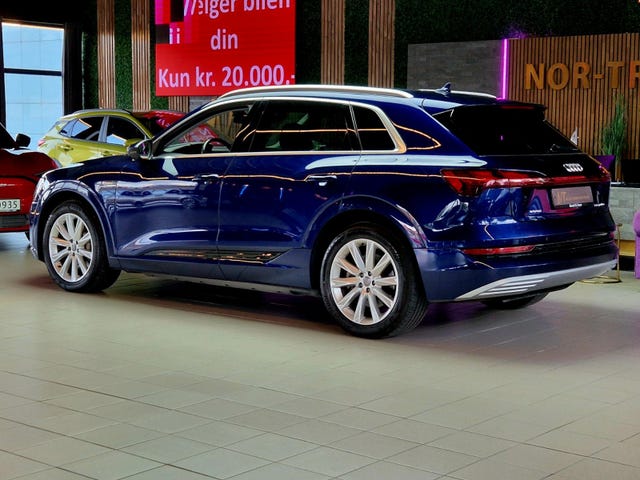 2020 AUDI E-TRON - 12