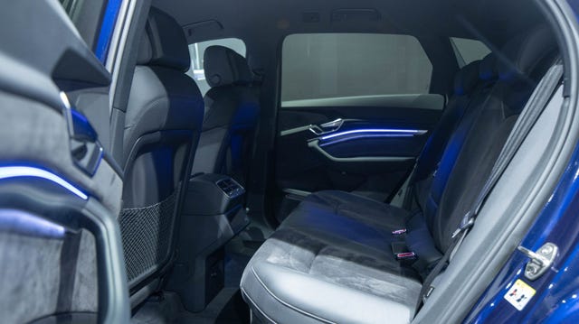2020 AUDI E-TRON - 12