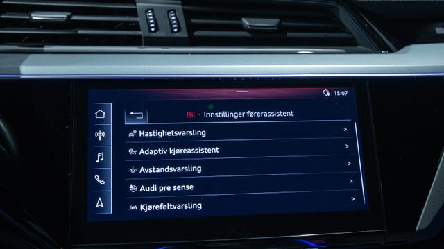 2020 AUDI E-TRON - 22