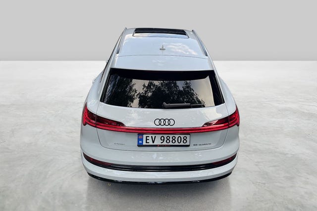 WAUZZZGE7LB005009 2020 AUDI E-TRON-3
