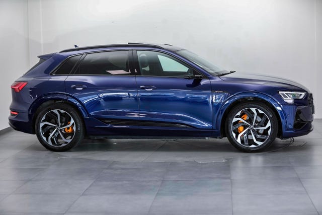2020 AUDI E-TRON - 9