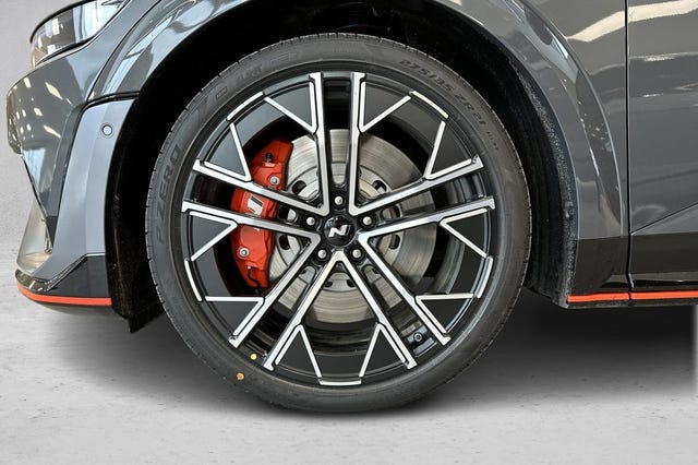 KMHKR8184RU002367 2024 HYUNDAI IONIQ 5N-2