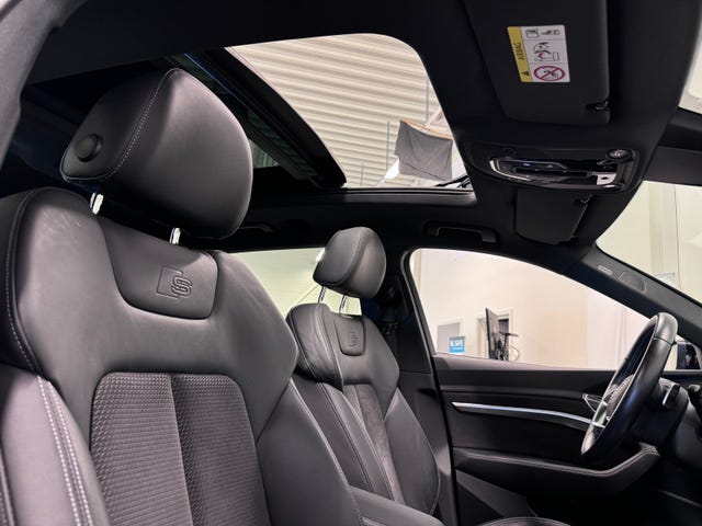 2020 AUDI E-TRON - 21