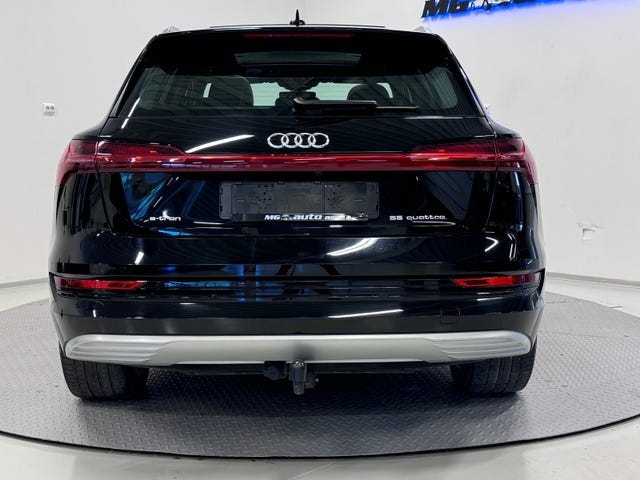WAUZZZGE2LB005466 2020 AUDI E-TRON-4