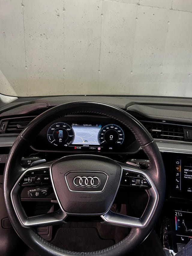 2020 AUDI E-TRON - 9