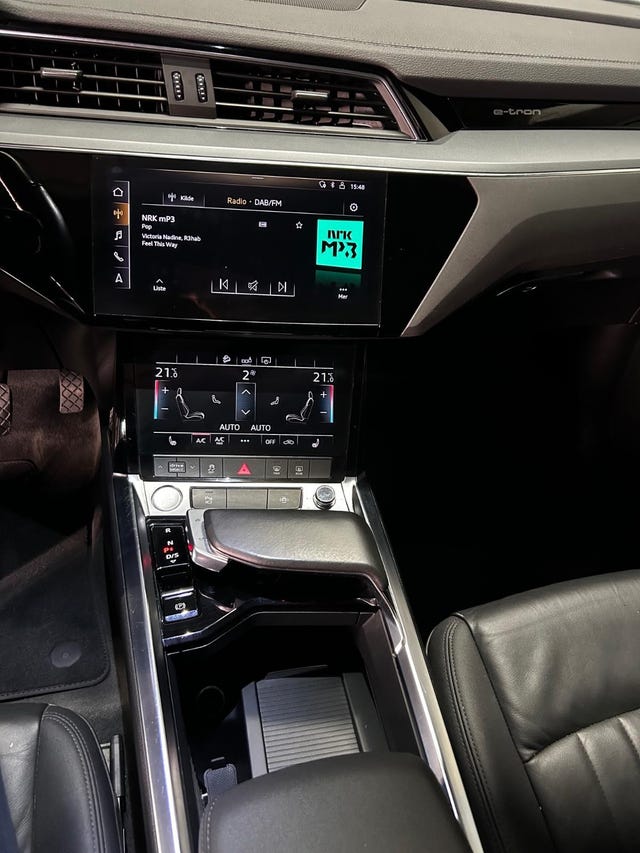 2020 AUDI E-TRON - 11