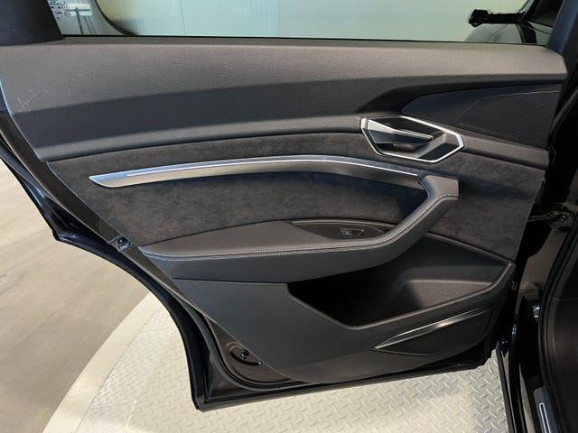 2020 AUDI E-TRON - 50