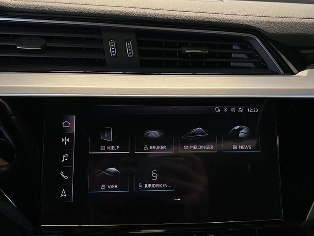 2020 AUDI E-TRON - 30