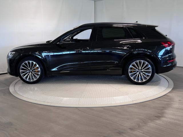 2020 AUDI E-TRON - 14