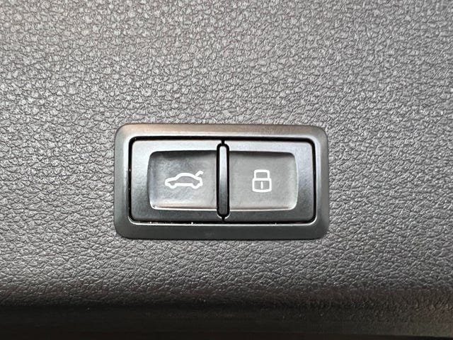 2020 AUDI E-TRON - 20