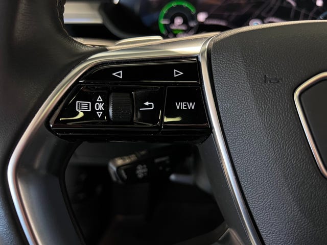 2020 AUDI E-TRON - 26