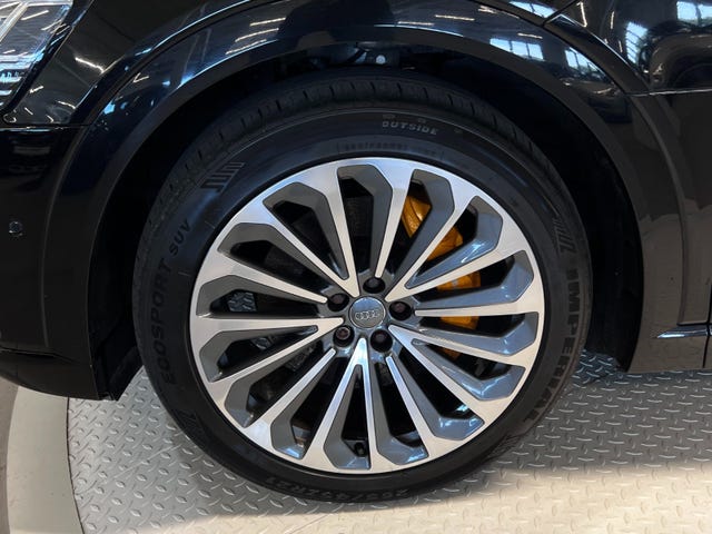 2020 AUDI E-TRON - 8