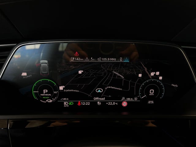 2020 AUDI E-TRON - 24