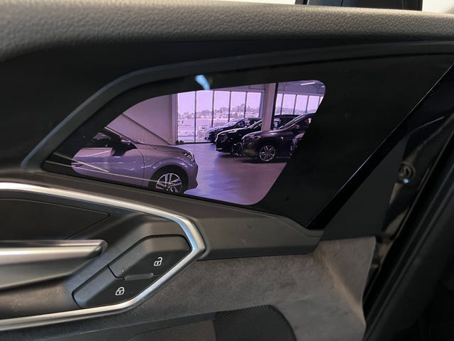 2020 AUDI E-TRON - 43