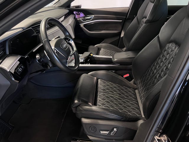 2020 AUDI E-TRON - 47
